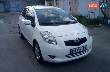 Хетчбек Toyota Yaris 2007 в Чорноморську