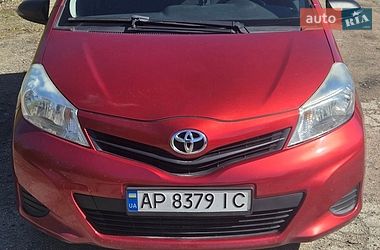 Хэтчбек Toyota Yaris 2013 в Запорожье