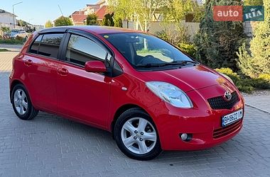 Хэтчбек Toyota Yaris 2008 в Одессе