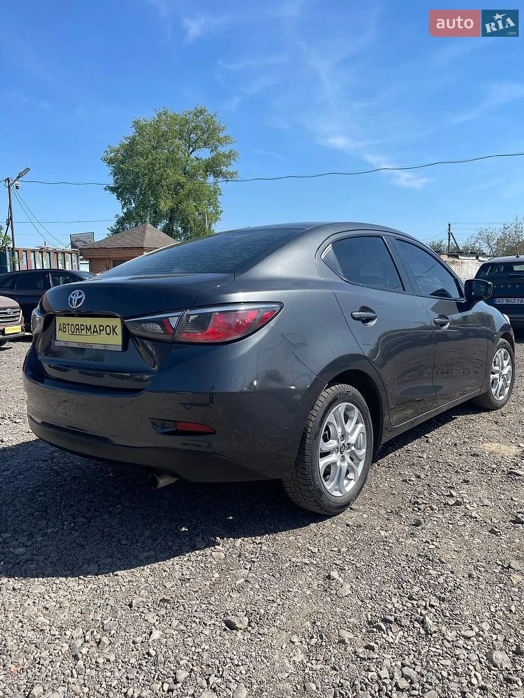 2017 Toyota Yaris - мініатюра 5