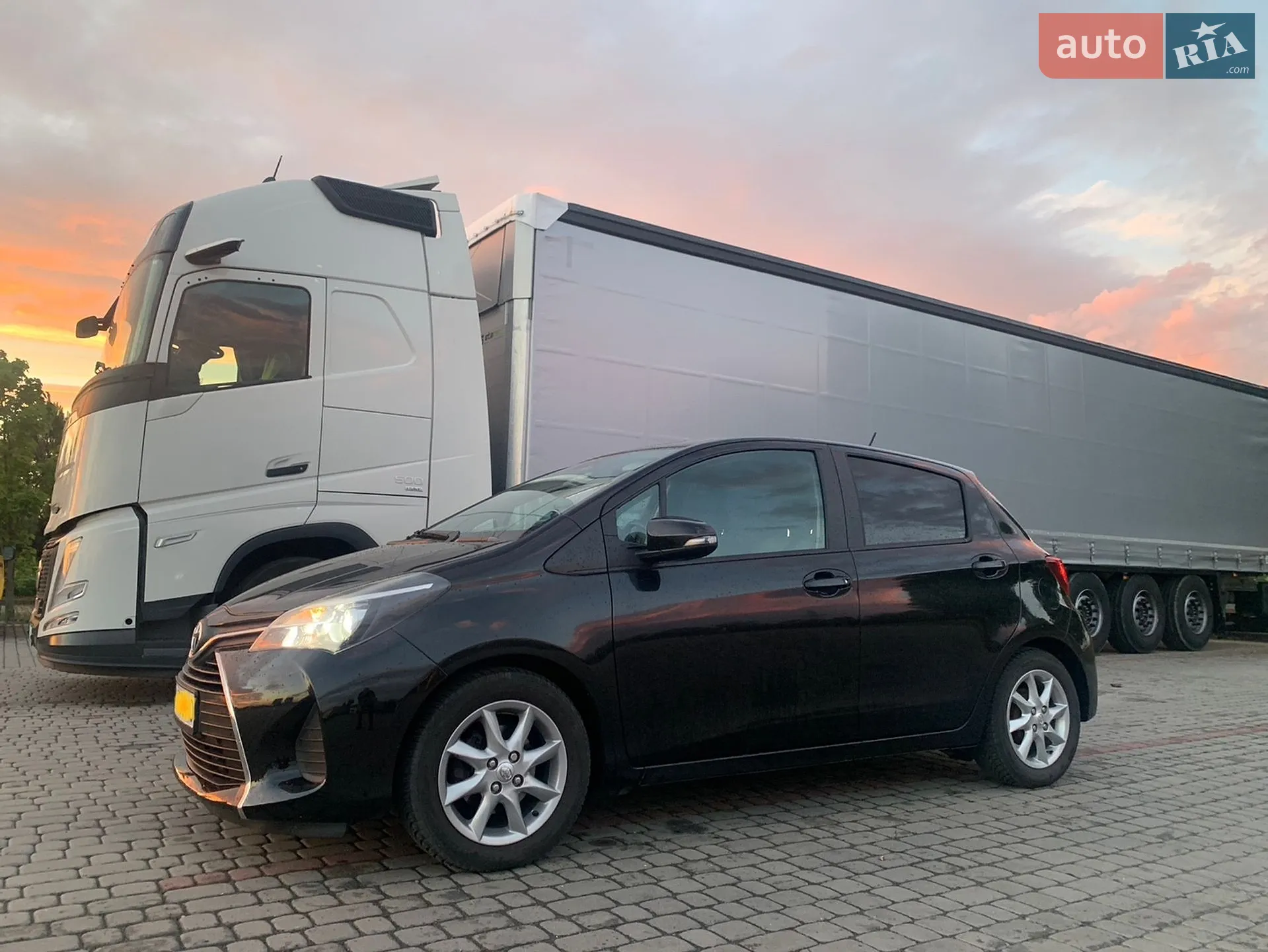 2014 Toyota Yaris - фото 1