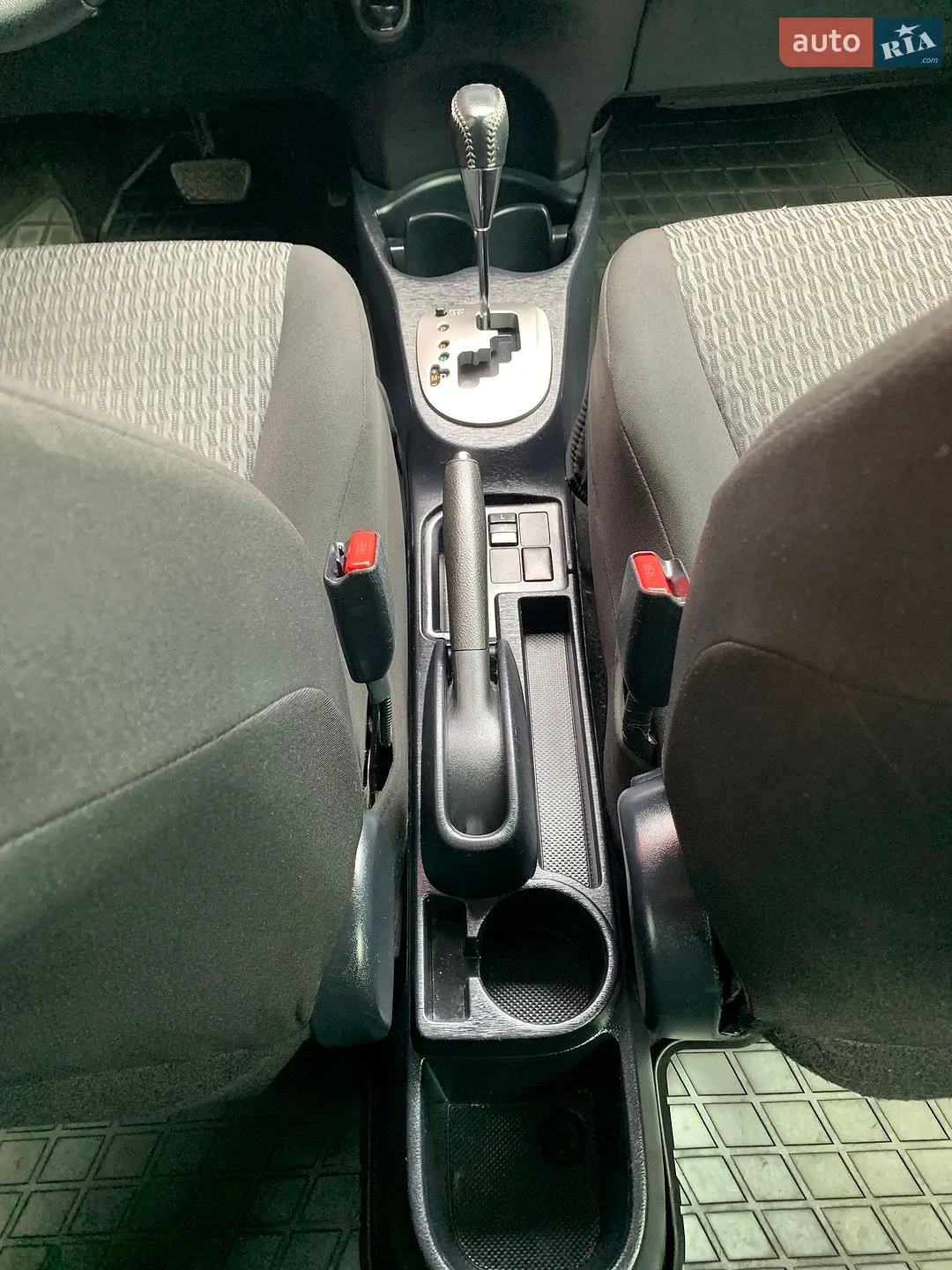 2014 Toyota Yaris - мініатюра 100