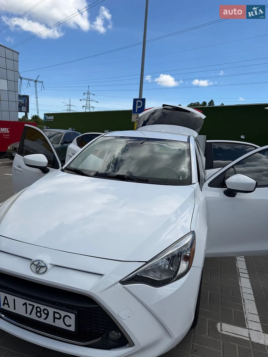 2019 Toyota Yaris - мініатюра 2