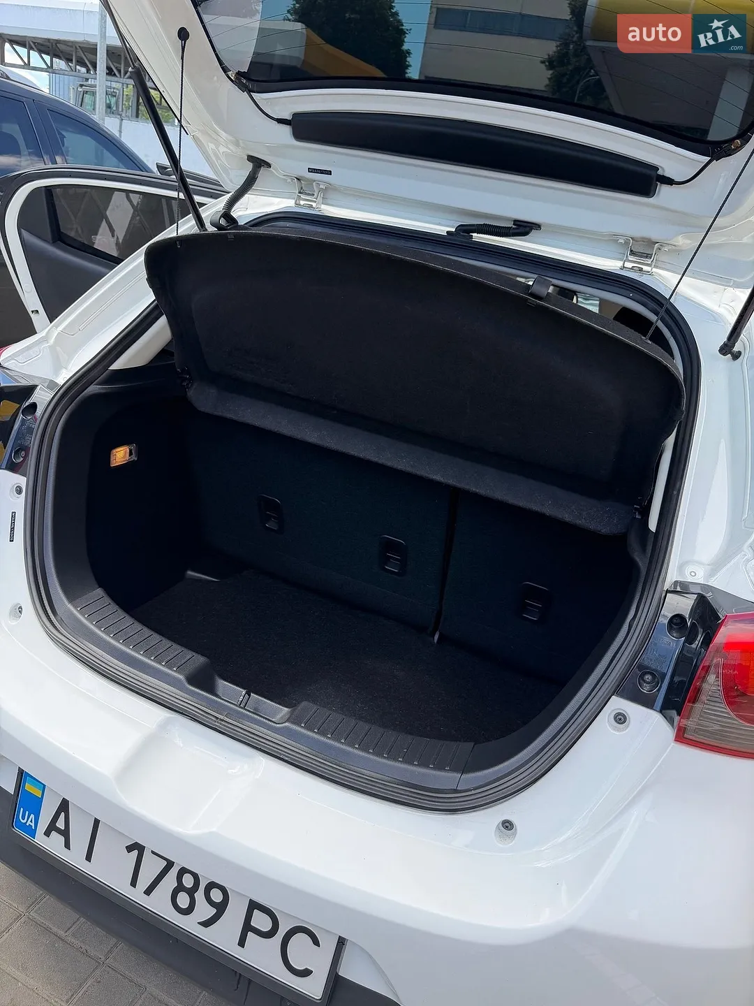 2019 Toyota Yaris - мініатюра 23