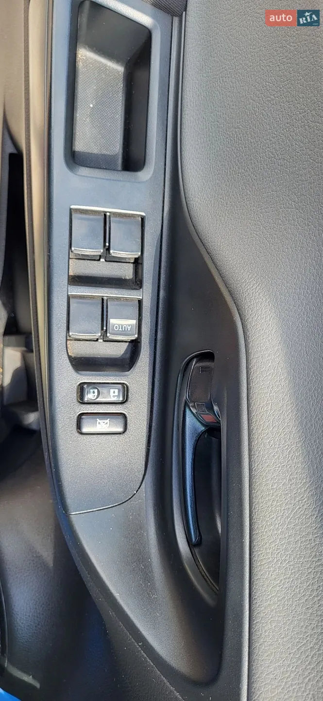 2015 Toyota Yaris - мініатюра 13