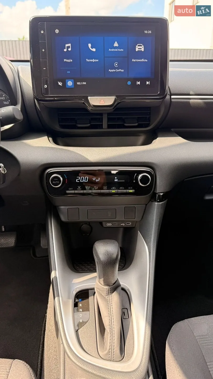 2025 Toyota Yaris - мініатюра 13
