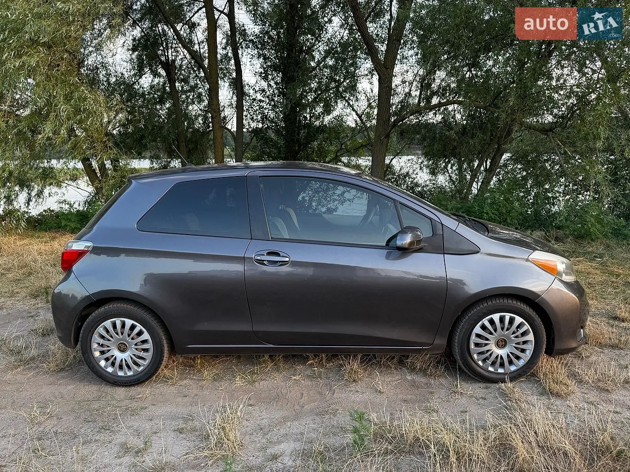 2012 Toyota Yaris - мініатюра 26