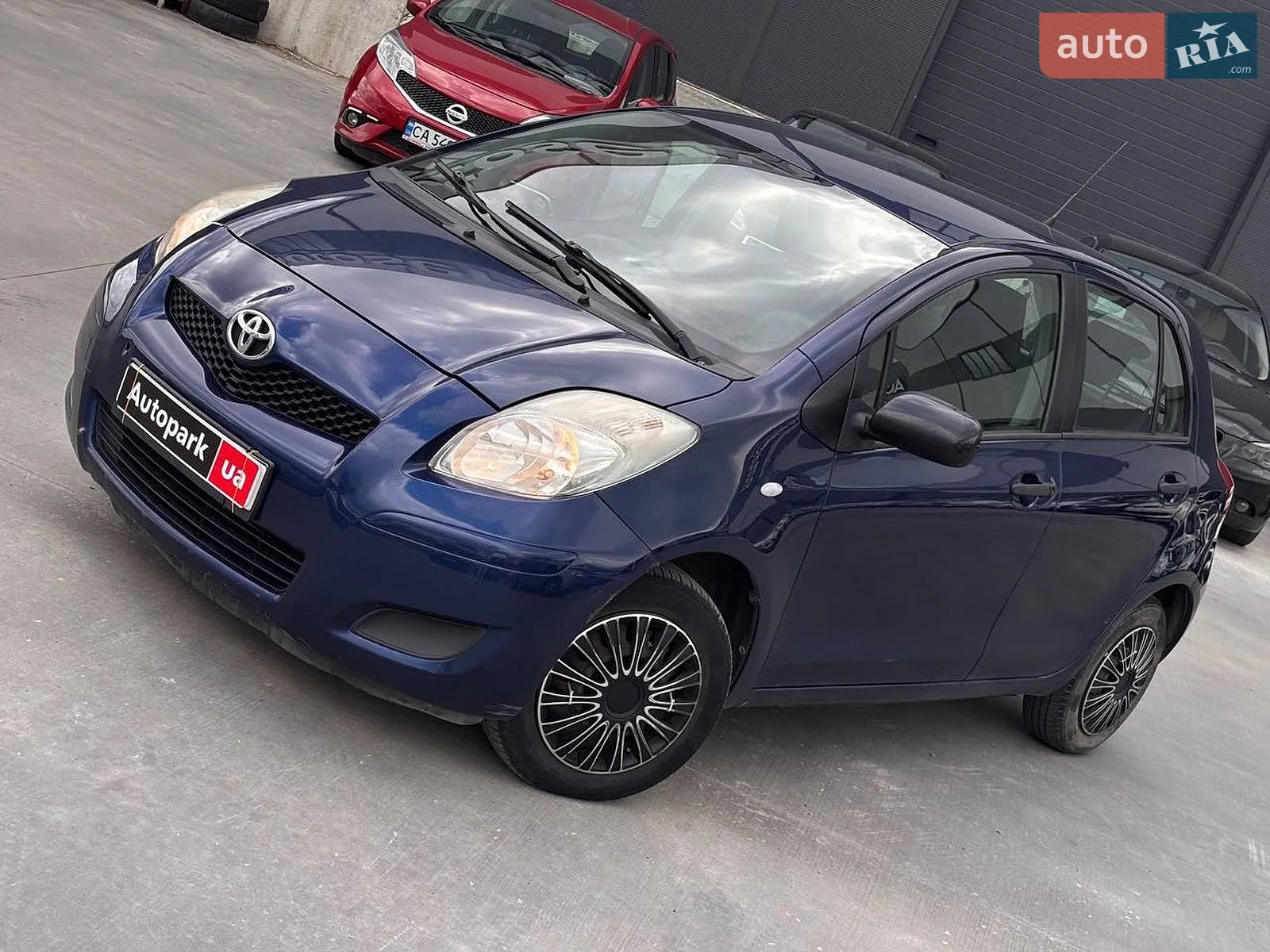 2011 Toyota Yaris - мініатюра 3