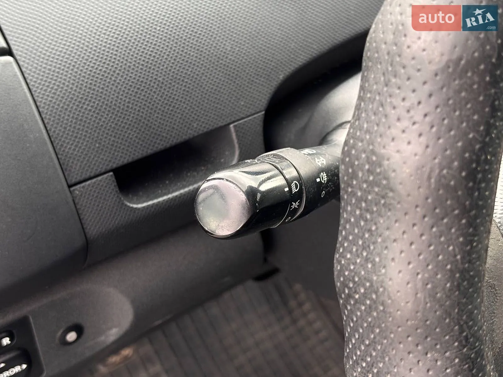 2011 Toyota Yaris - мініатюра 20