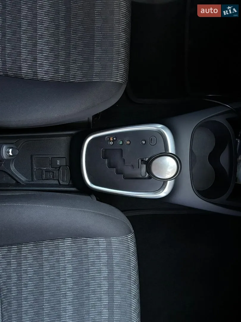 2016 Toyota Yaris - мініатюра 17