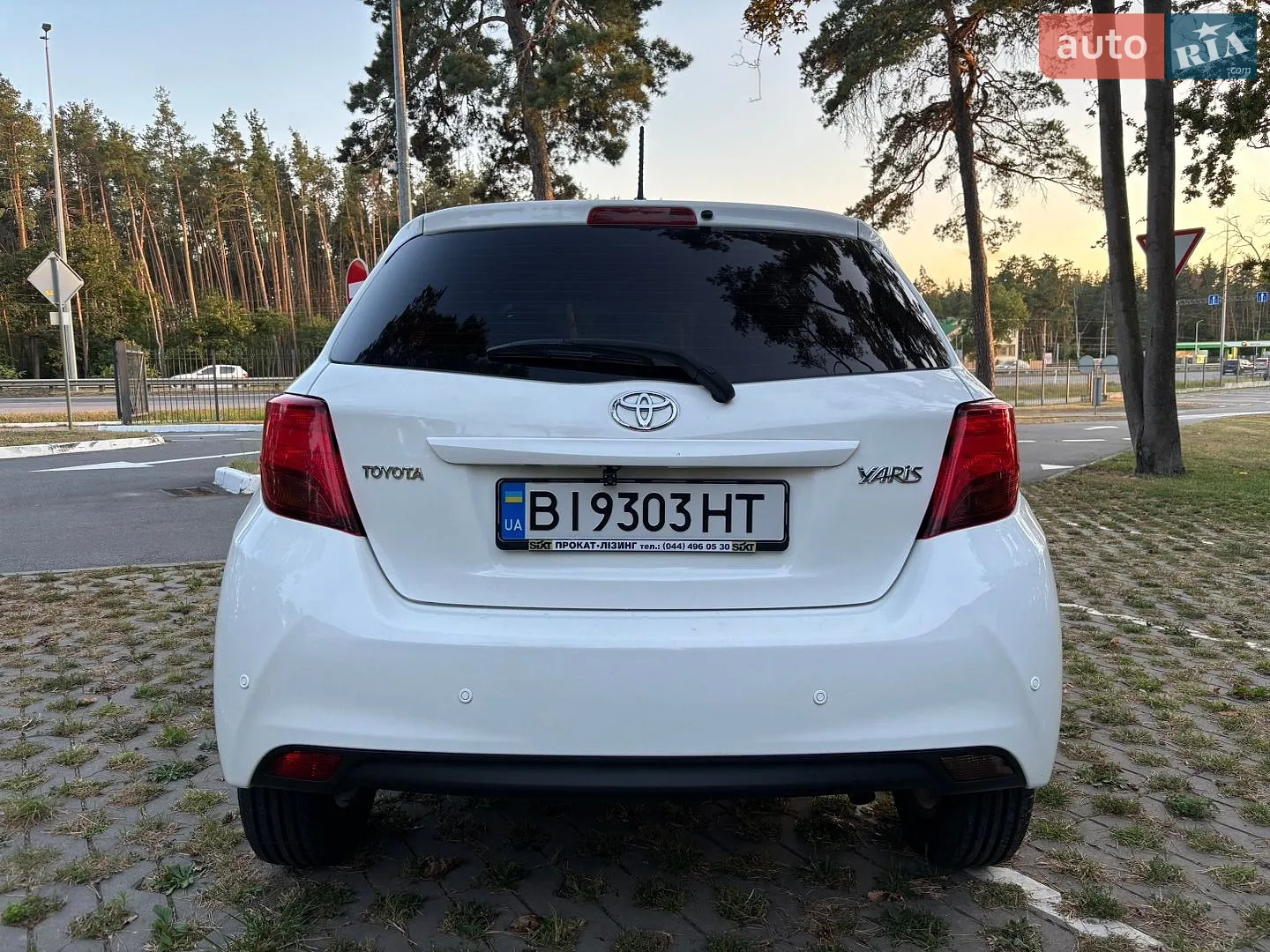 2016 Toyota Yaris - мініатюра 9