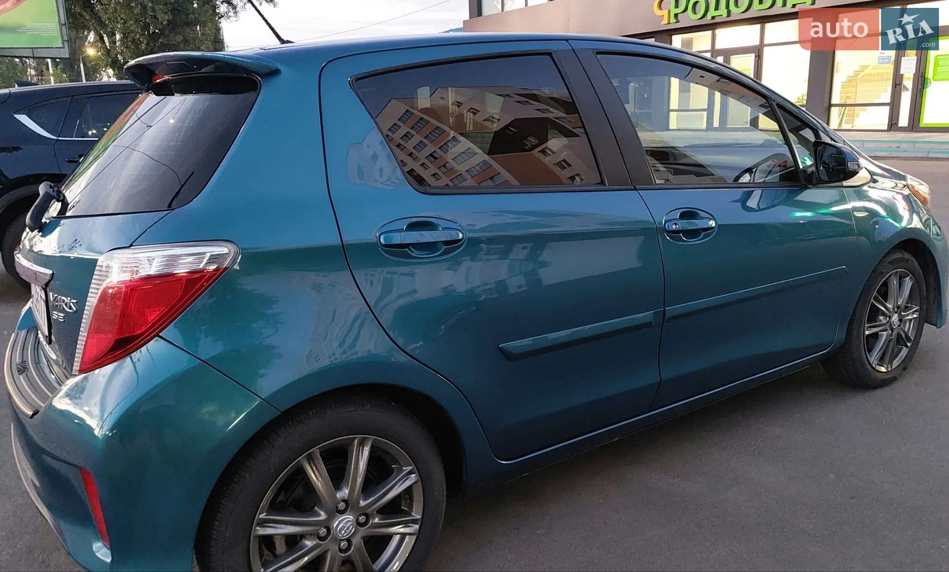 2012 Toyota Yaris - мініатюра 13