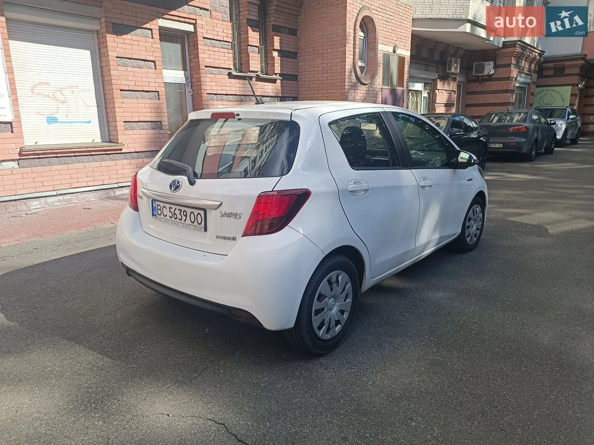 2015 Toyota Yaris - мініатюра 4
