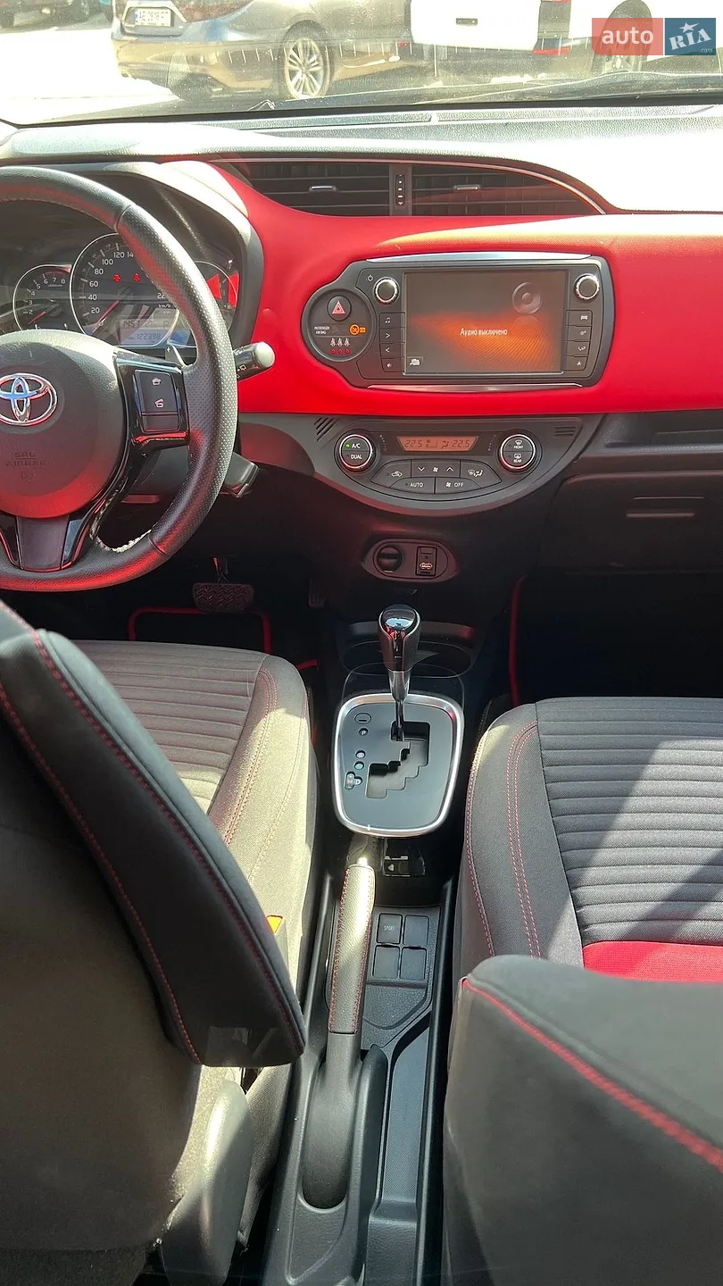 2014 Toyota Yaris - мініатюра 9
