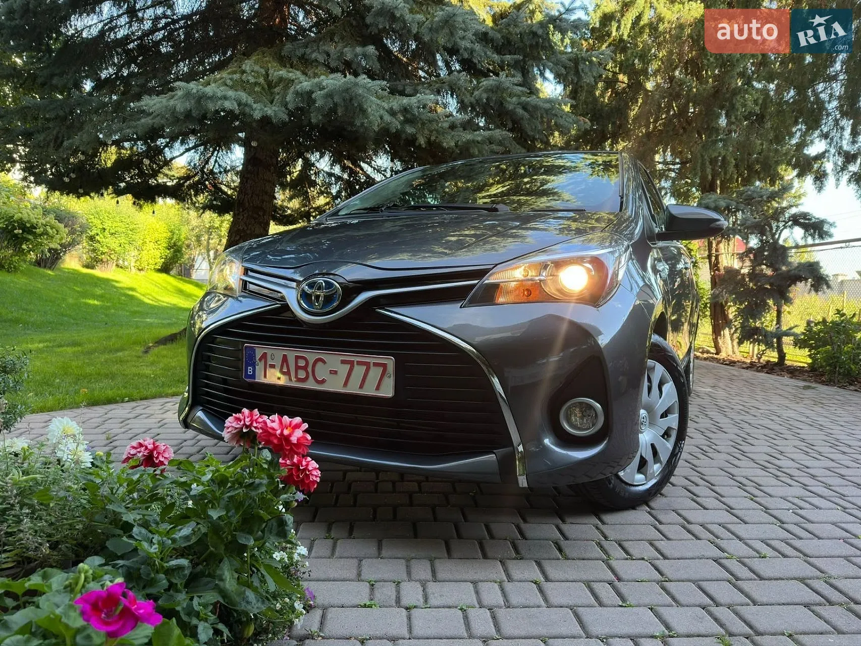 2016 Toyota Yaris - мініатюра 9