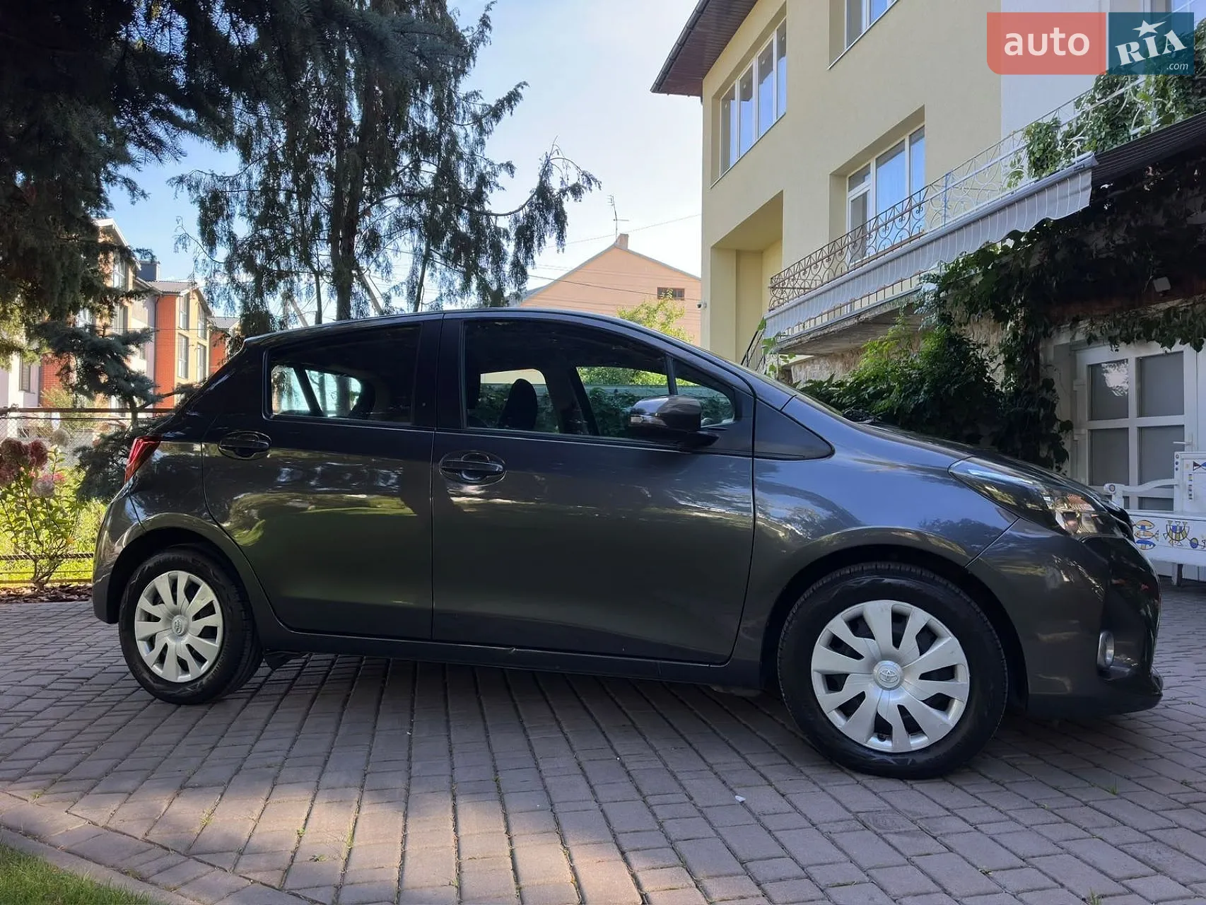 2016 Toyota Yaris - мініатюра 17