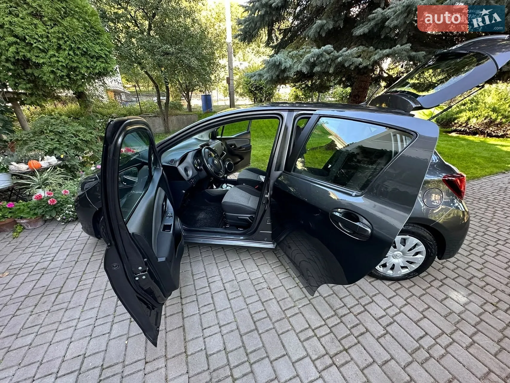 2016 Toyota Yaris - мініатюра 37