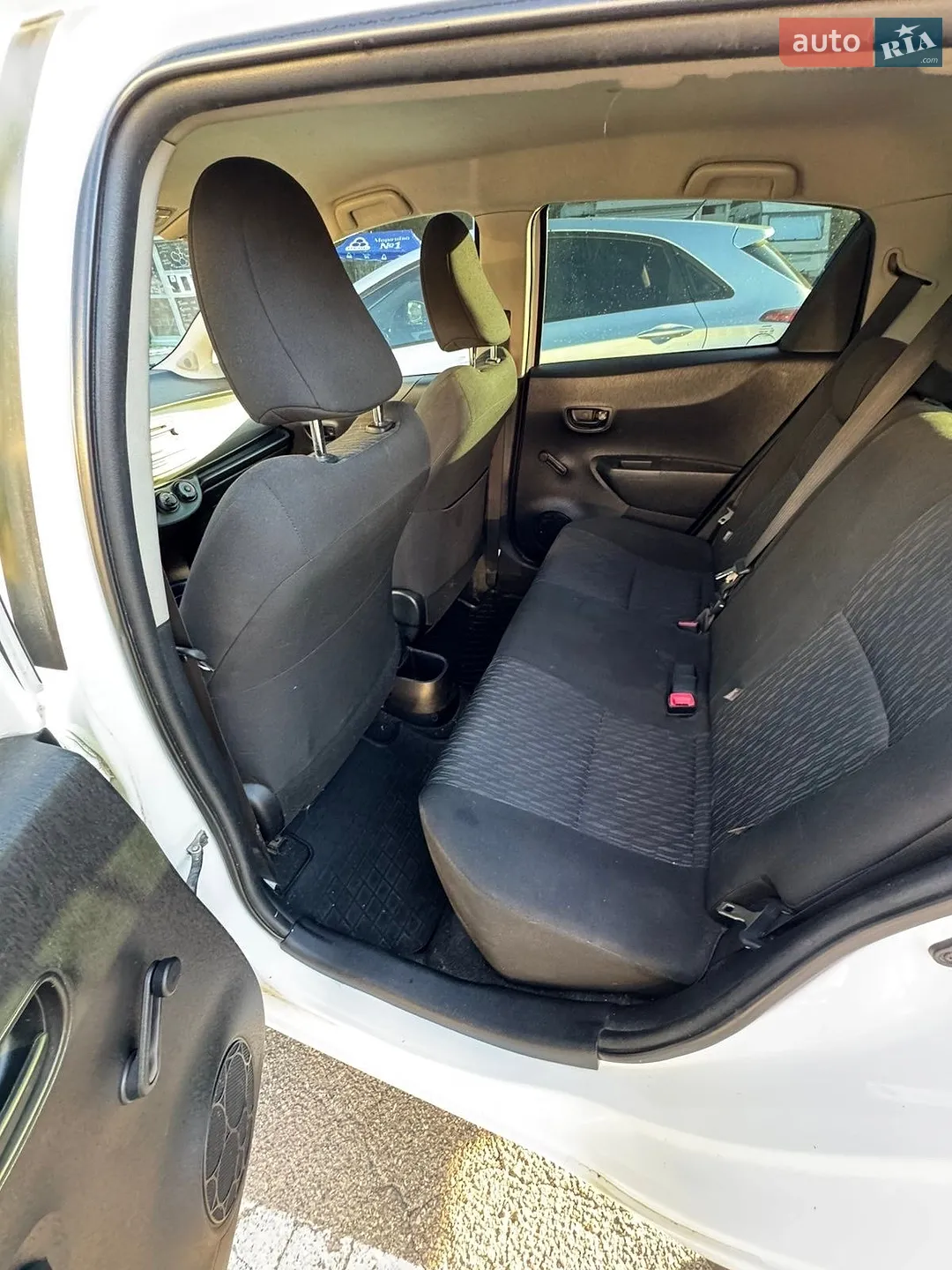 2013 Toyota Yaris - мініатюра 15