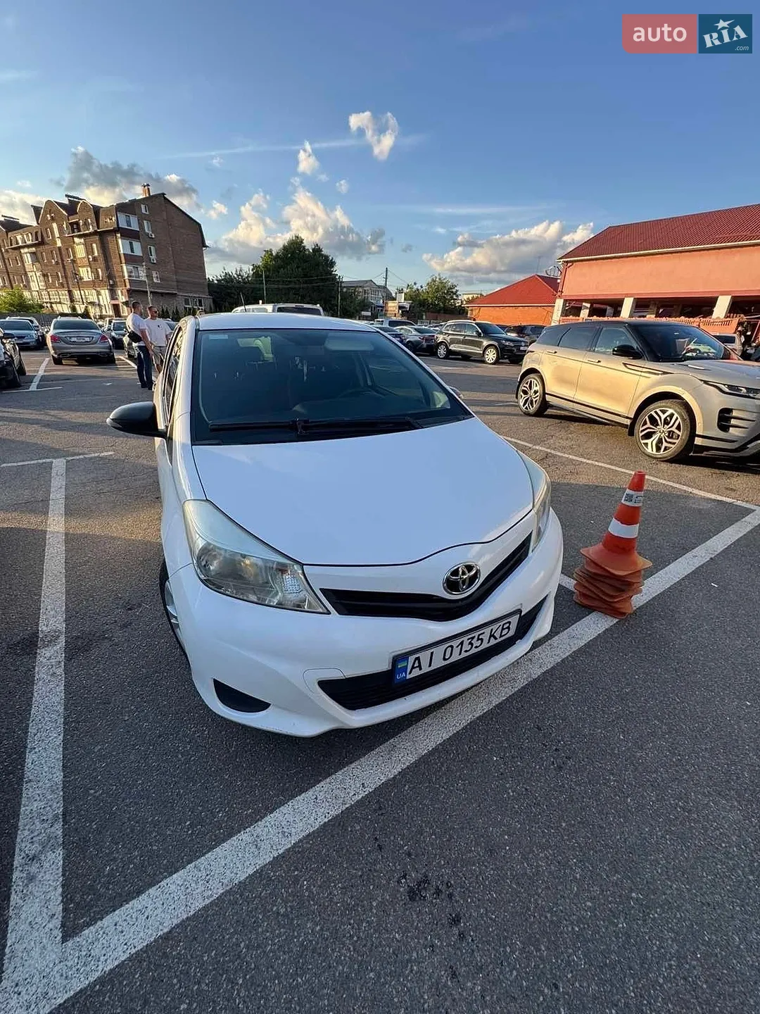 2013 Toyota Yaris - мініатюра 2