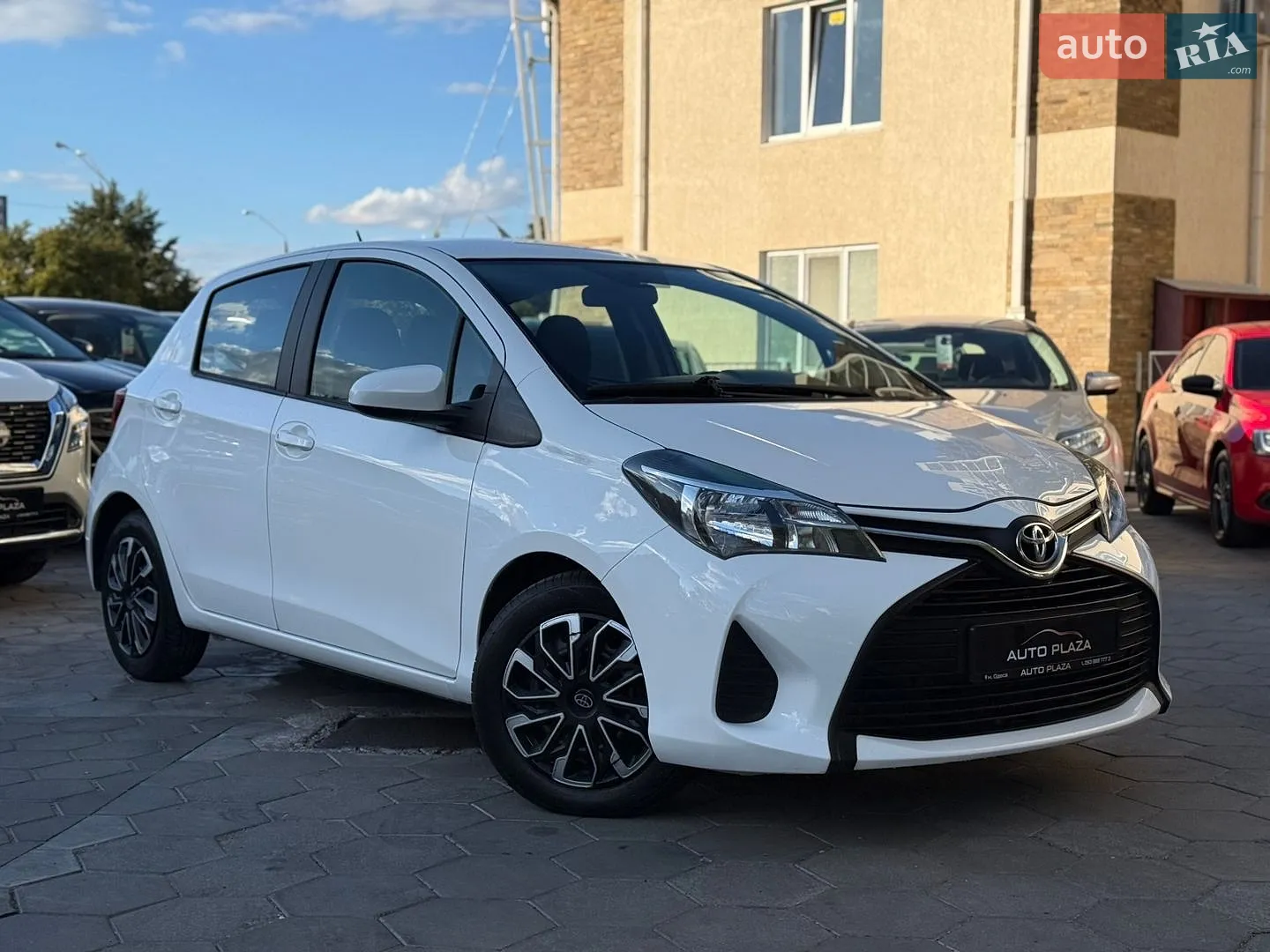 2015 Toyota Yaris - мініатюра 10