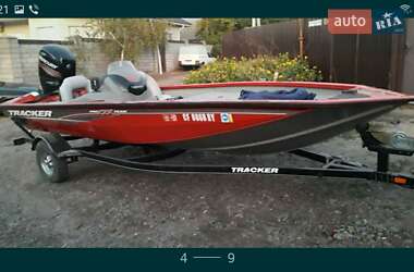 Катер Tracker Bass 2016 в Львове