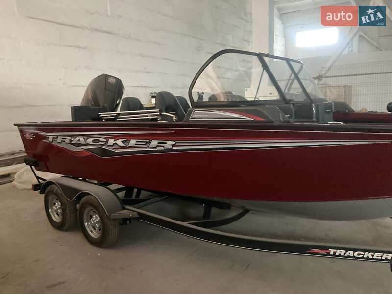 Катер Tracker Party Barge 2021 в Дніпрі