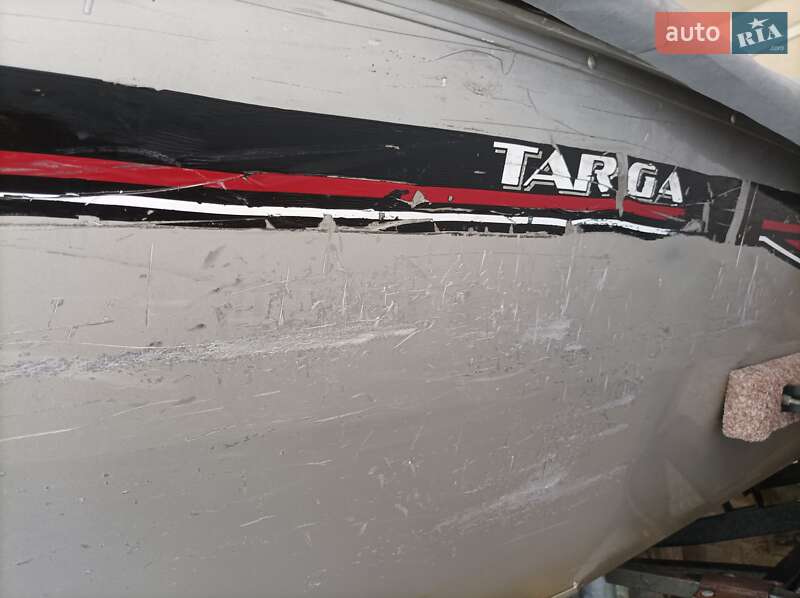 Лодка Tracker Targa 2004 в Гостомеле