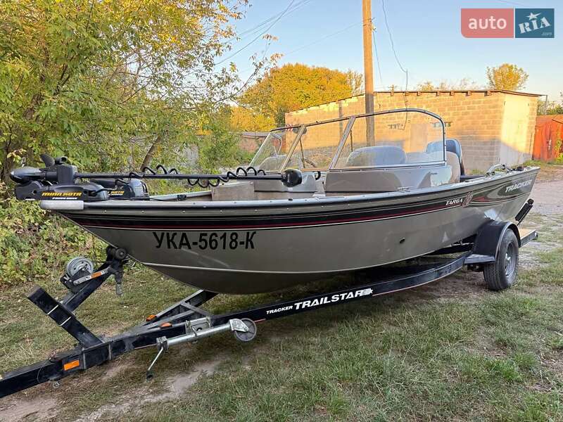 Лодка Tracker Targa 2005 в Переяславе