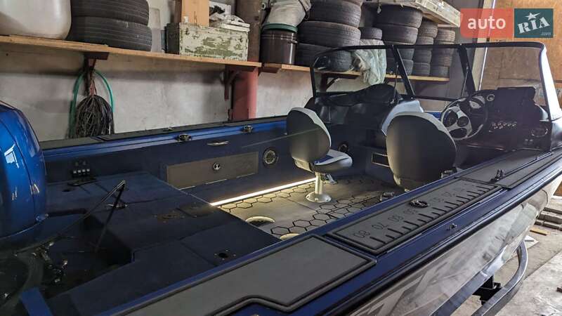 Катер Tracker Targa 2012 в Одесі фото 3 Катер Tracker Targa 2012 в Одесі