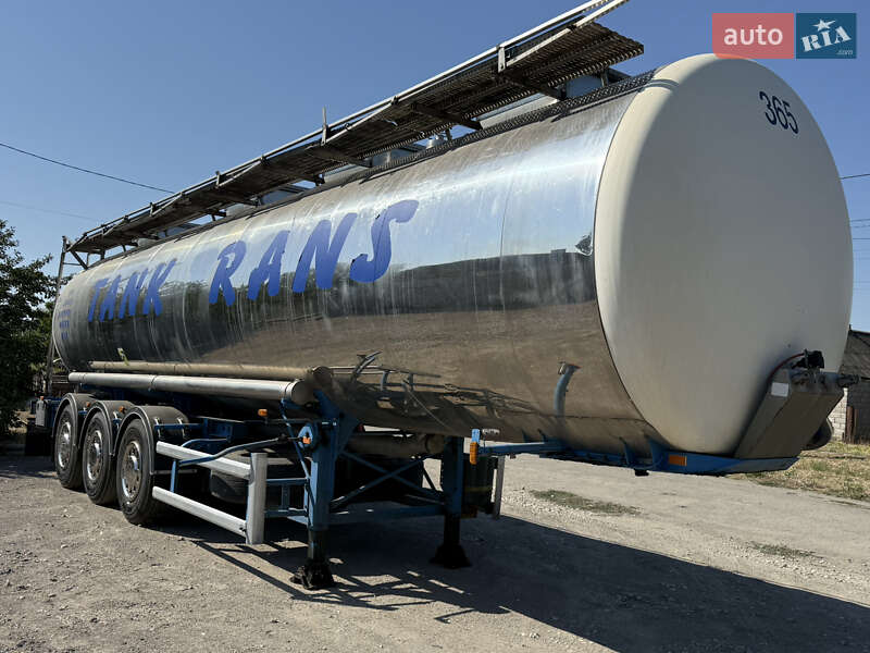 Цистерна полуприцеп Trailis D-651 1995 в Кривом Роге