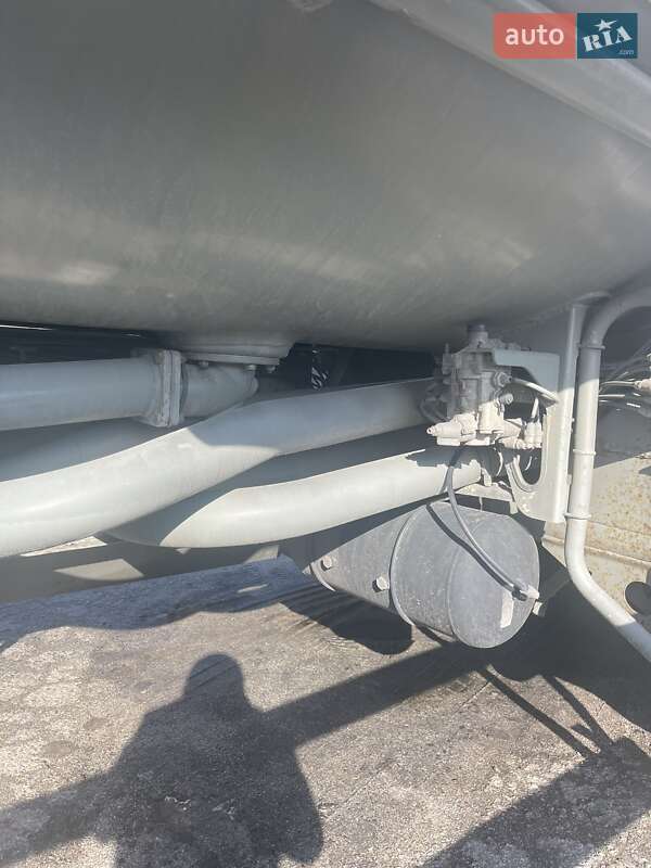 Цистерна напівпричіп Trailor GeneralTrailor 1998 в Вінниці