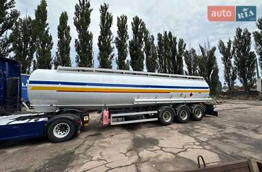 Цистерна полуприцеп Trailor LTD 1993 в 