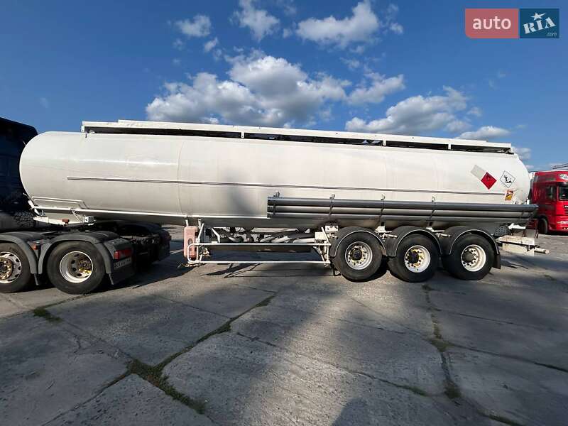 Цистерна Trailor SYY3CX 1994 в Киеве