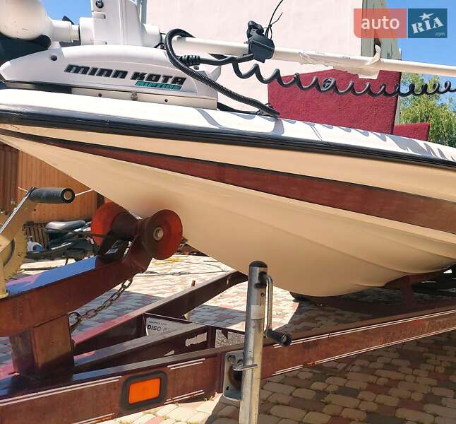 Лодка Triton Boats 19 ProXs 1999 в Одессе