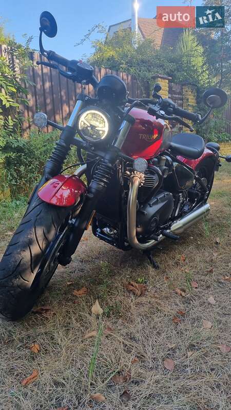 Боббер Triumph Bonneville 2022 в Вышгороде