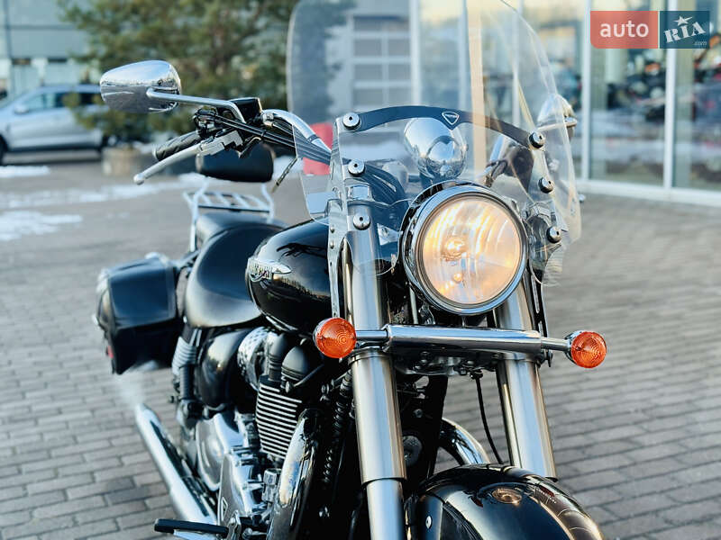 Мотоцикл Круизер Triumph Bonneville 2014 в Киеве
