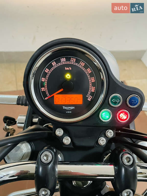 Мотоцикл Классик Triumph Bonneville 2010 в Киеве