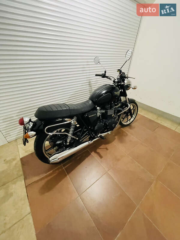 Мотоцикл Классик Triumph Bonneville 2010 в Киеве