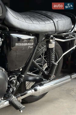 Мотоцикл Классик Triumph Bonneville 2014 в  фото 3 Мотоцикл Классик Triumph Bonneville 2014 в