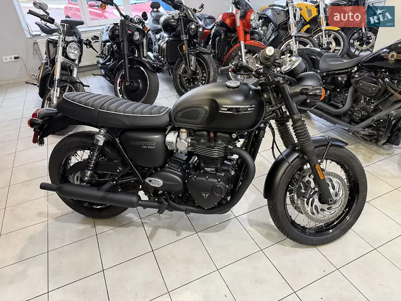 Triumph Bonneville 2023