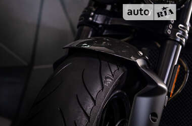 Мотоцикл Круизер Triumph Rocket III 2020 в 