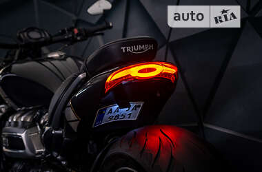 Мотоцикл Круизер Triumph Rocket III 2020 в 