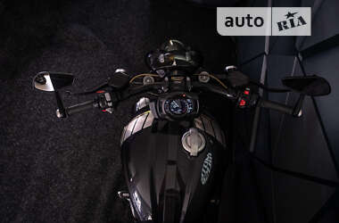 Мотоцикл Круизер Triumph Rocket III 2020 в 
