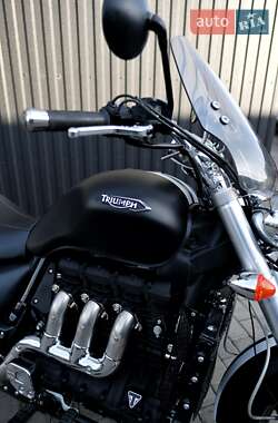 Мотоцикл Круизер Triumph Rocket III 2018 в 