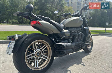Мотоцикл Круизер Triumph Rocket III 2022 в 