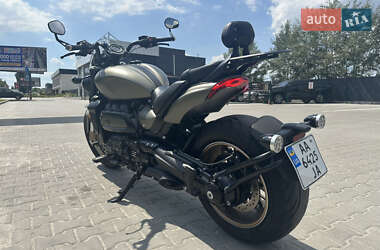 Мотоцикл Круизер Triumph Rocket III 2022 в 