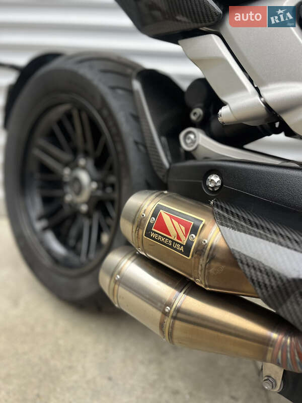 Мотоцикл Круизер Triumph Rocket III 2021 в Одессе фото 22 Мотоцикл Круизер Triumph Rocket III 2021 в Одессе