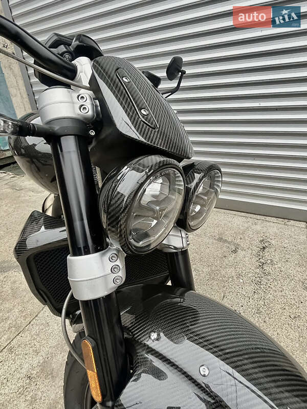 Мотоцикл Круизер Triumph Rocket III 2021 в Одессе фото 25 Мотоцикл Круизер Triumph Rocket III 2021 в Одессе