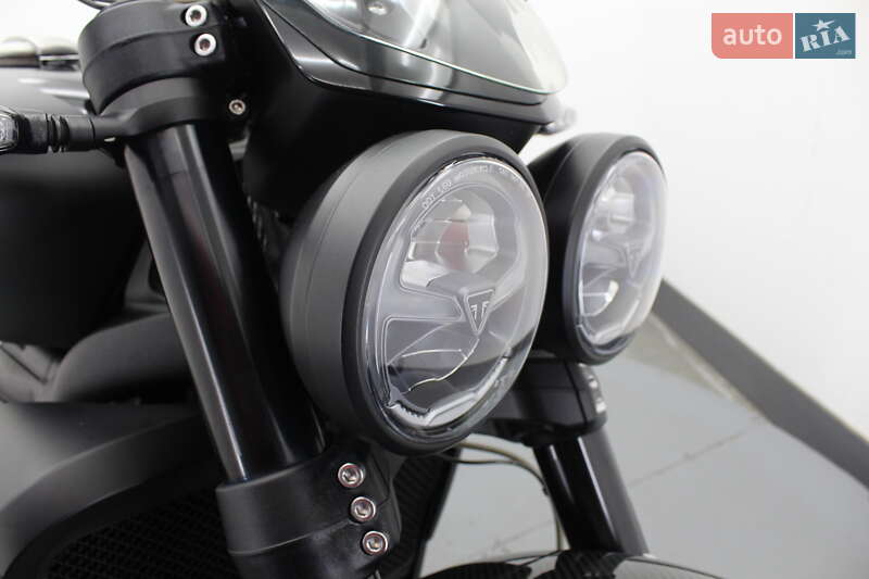 Мотоцикл Круізер Triumph Rocket III 2021 в Гнівані фото 22 Мотоцикл Круізер Triumph Rocket III 2021 в Гнівані