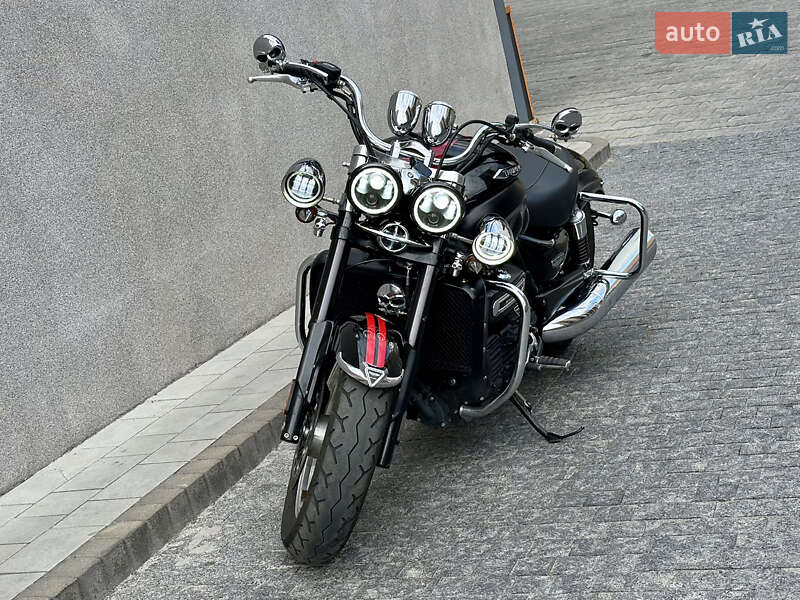 Мотоцикл Туризм Triumph Rocket 2016 в Киеве